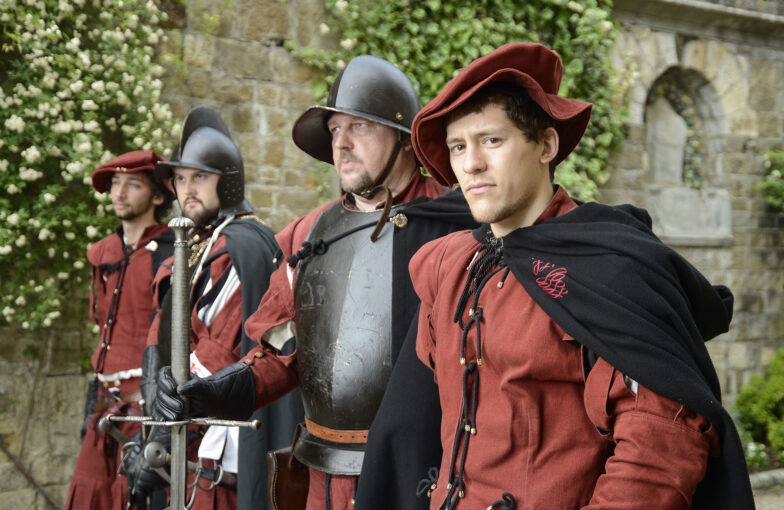 ENTERTAINMENT FOR YOUR GUESTS